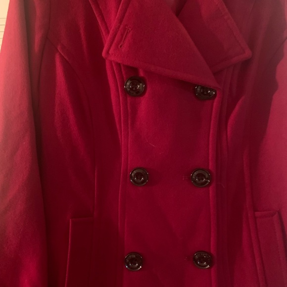 ANNE KLEIN LADIES MAROON COAT. - Picture 2 of 5